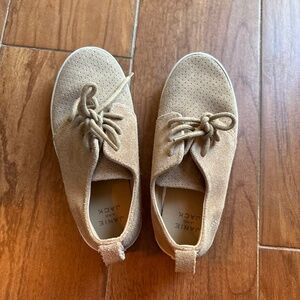 Tan suede dress shoes
